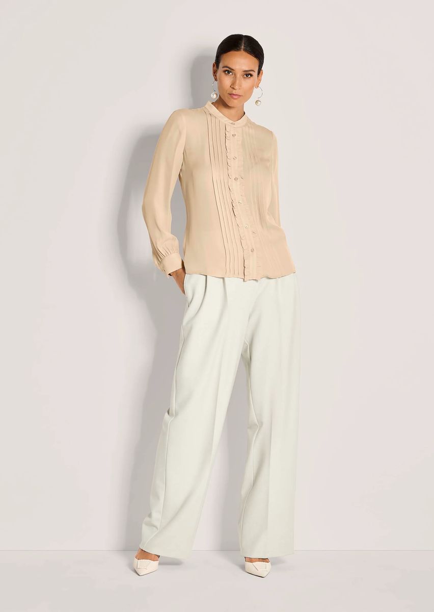 Seidenbluse mit Biesen und Rüschen