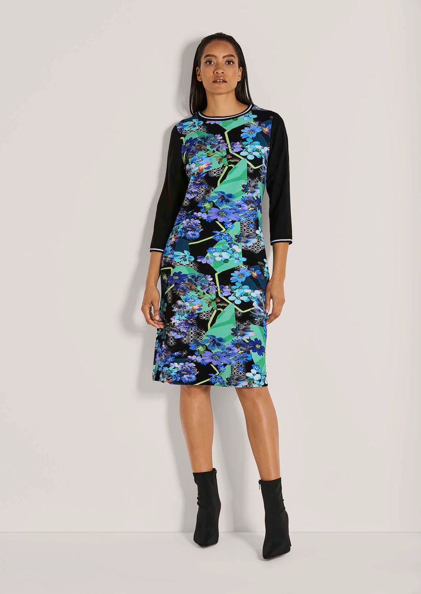 Farbstarkes Jersey-Etuikleid mit Blumenmuster