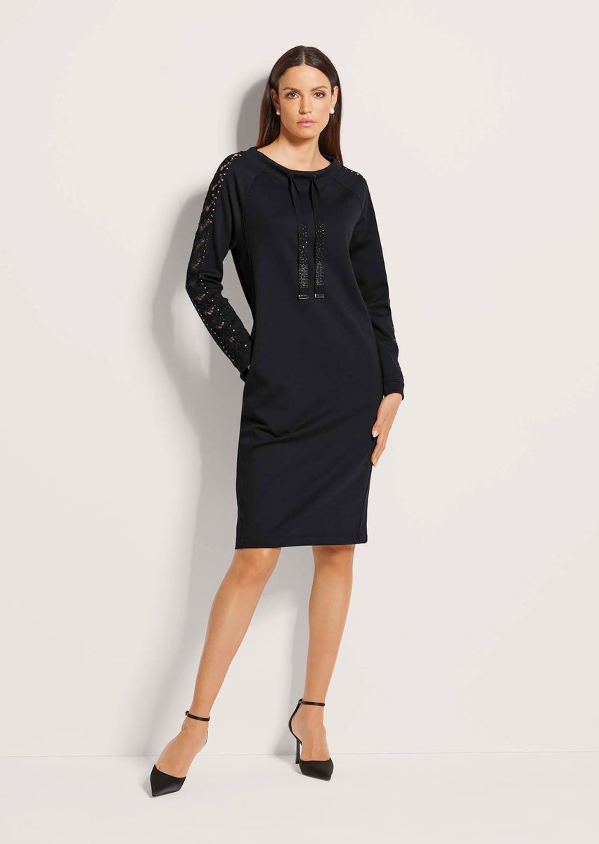 Jerseykleid mit Strass und Spitze
