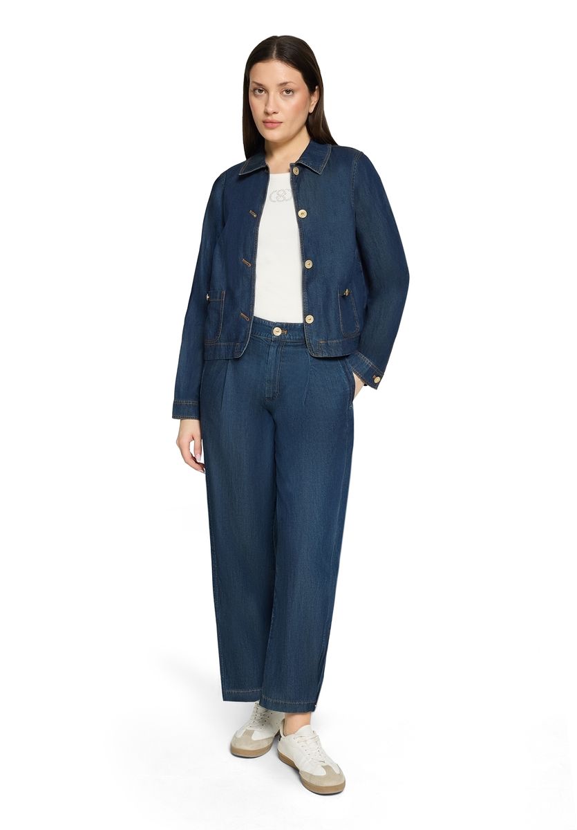 Klassische Jeansjacke mit dunkler Waschung