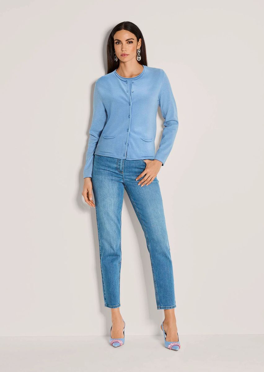 Zeitloses Feinstrick-Twinset mit Modal