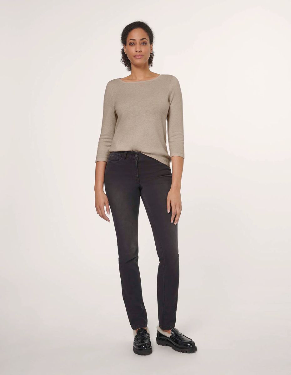 Feinstrick-Pullover mit U-Boot-Ausschnitt