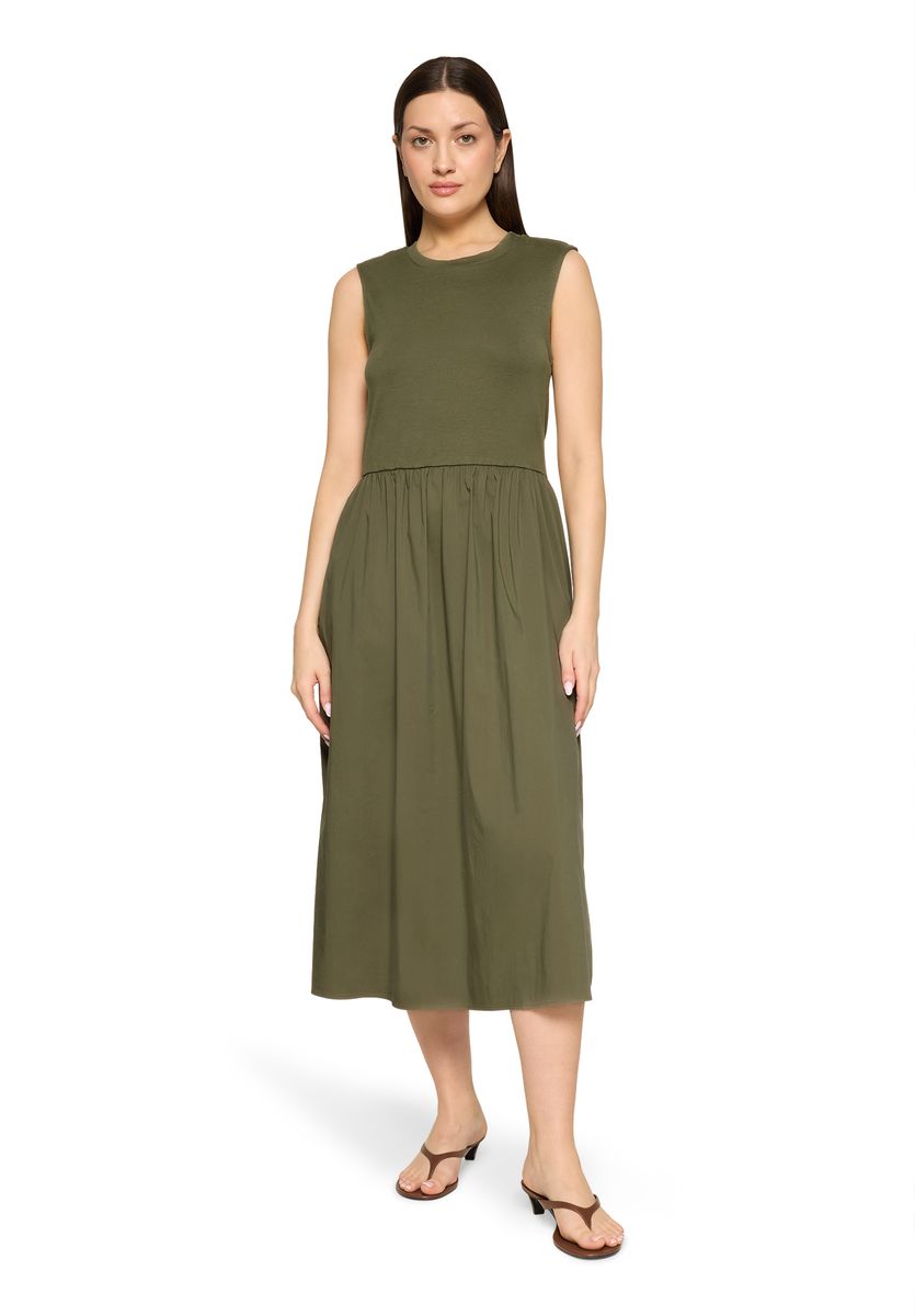 Lässiges A-Linien-Midikleid