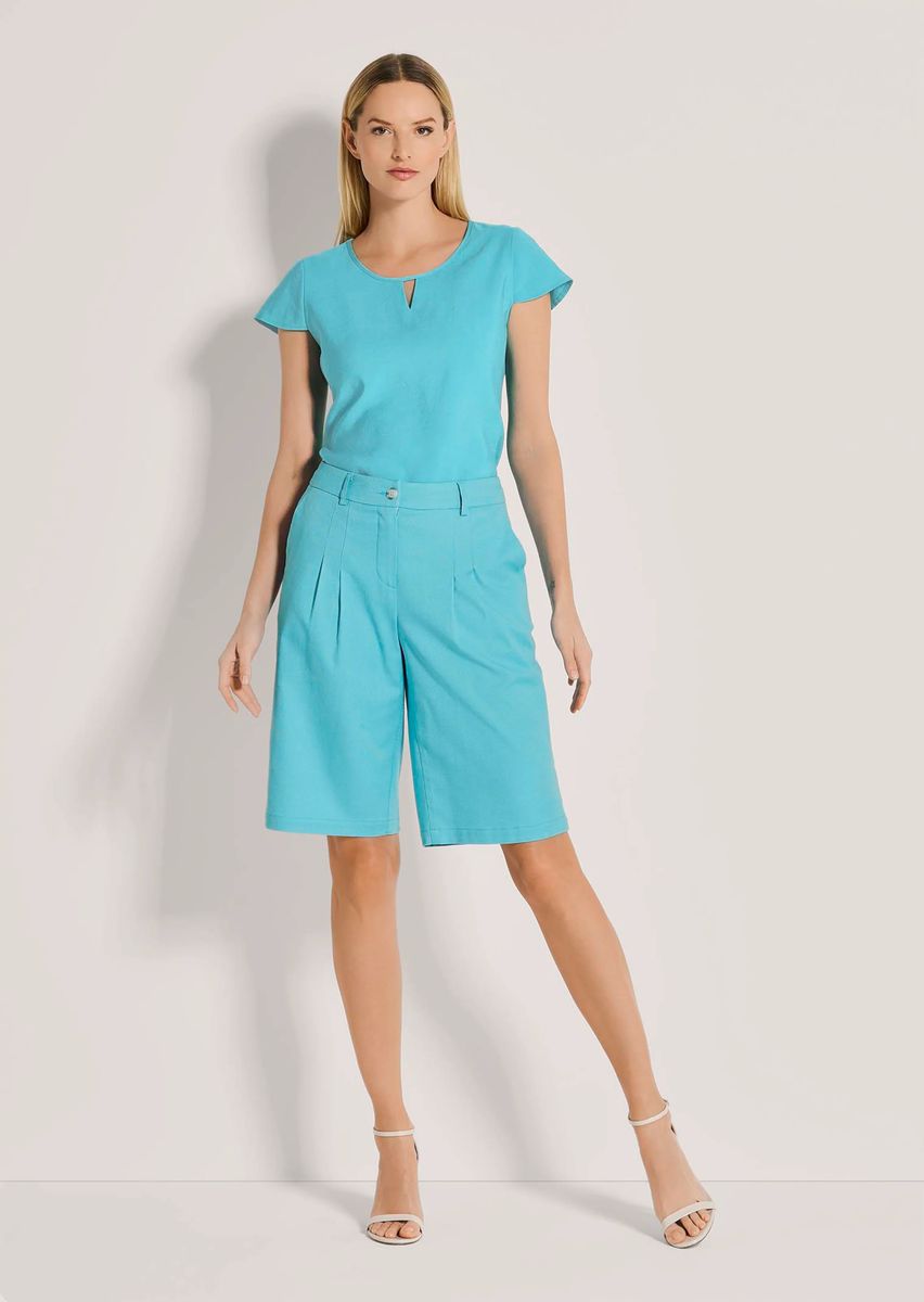 Elegante Bermuda mit Bundfalten