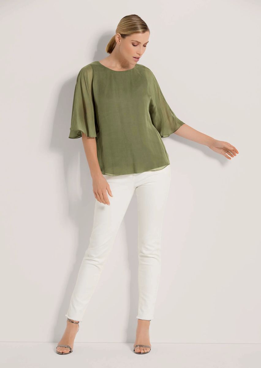 Lagen-Bluse mit Flügelärmeln