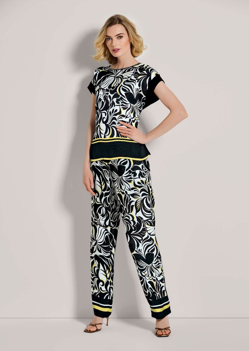 Floral gemustertes Rundhals-Shirt