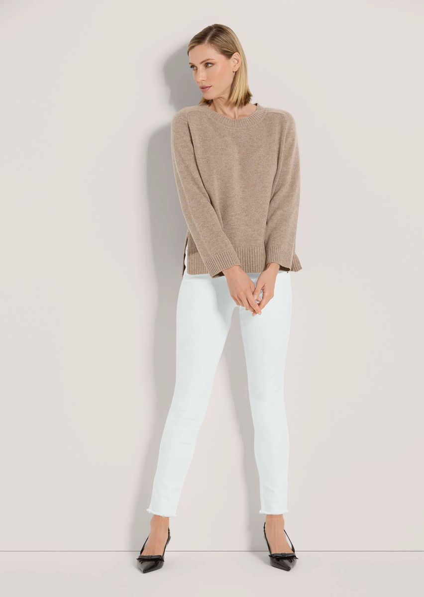 Leichter Kaschmirpullover mit Raglanärmeln