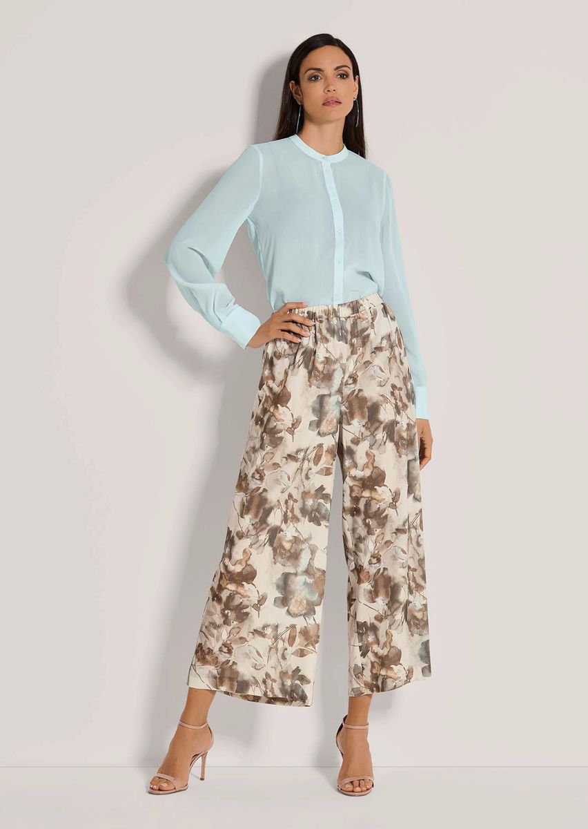 Weite Culotte mit Blumenmuster