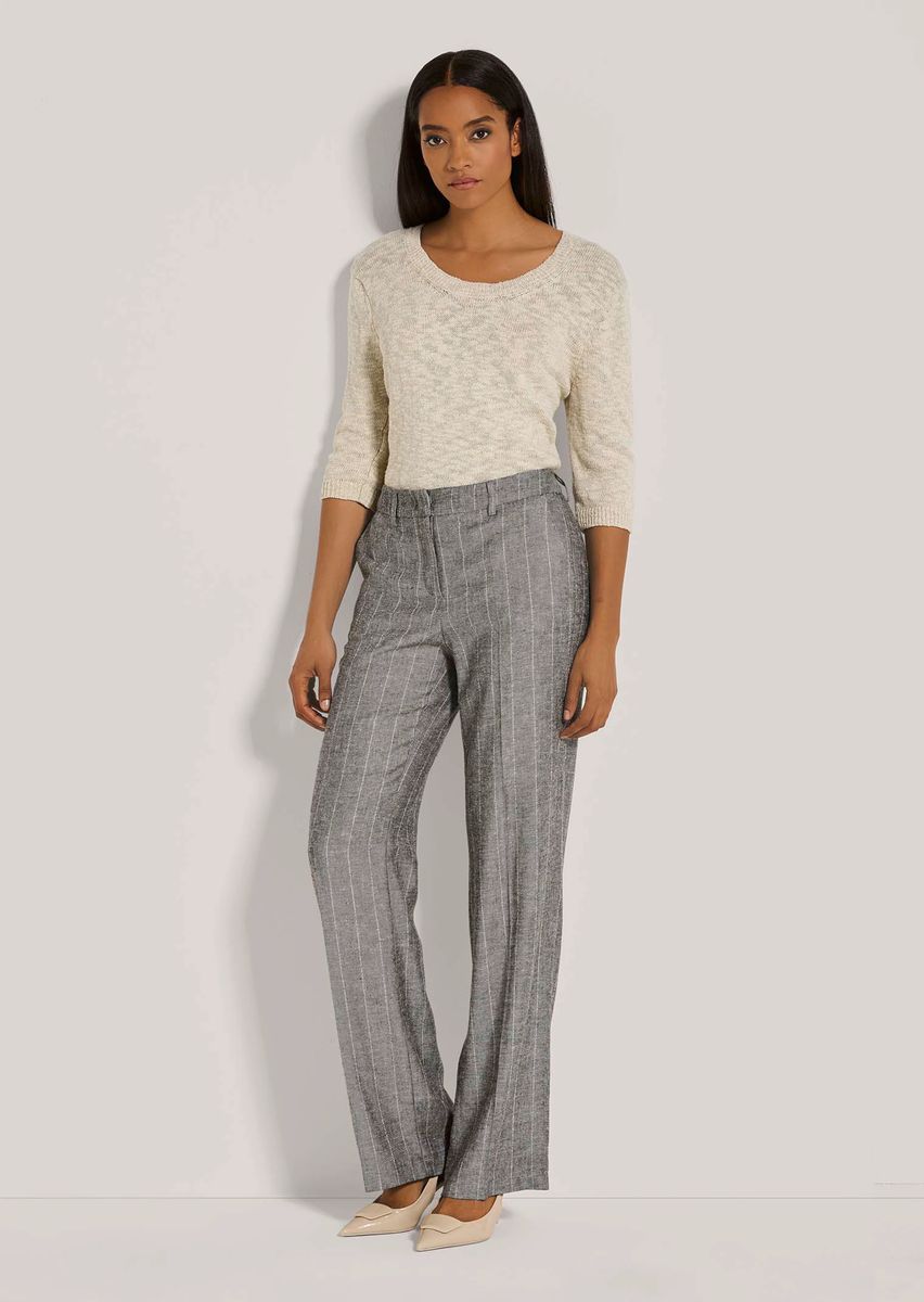 Elegante Nadelstreifenhose mit Bügelfalten