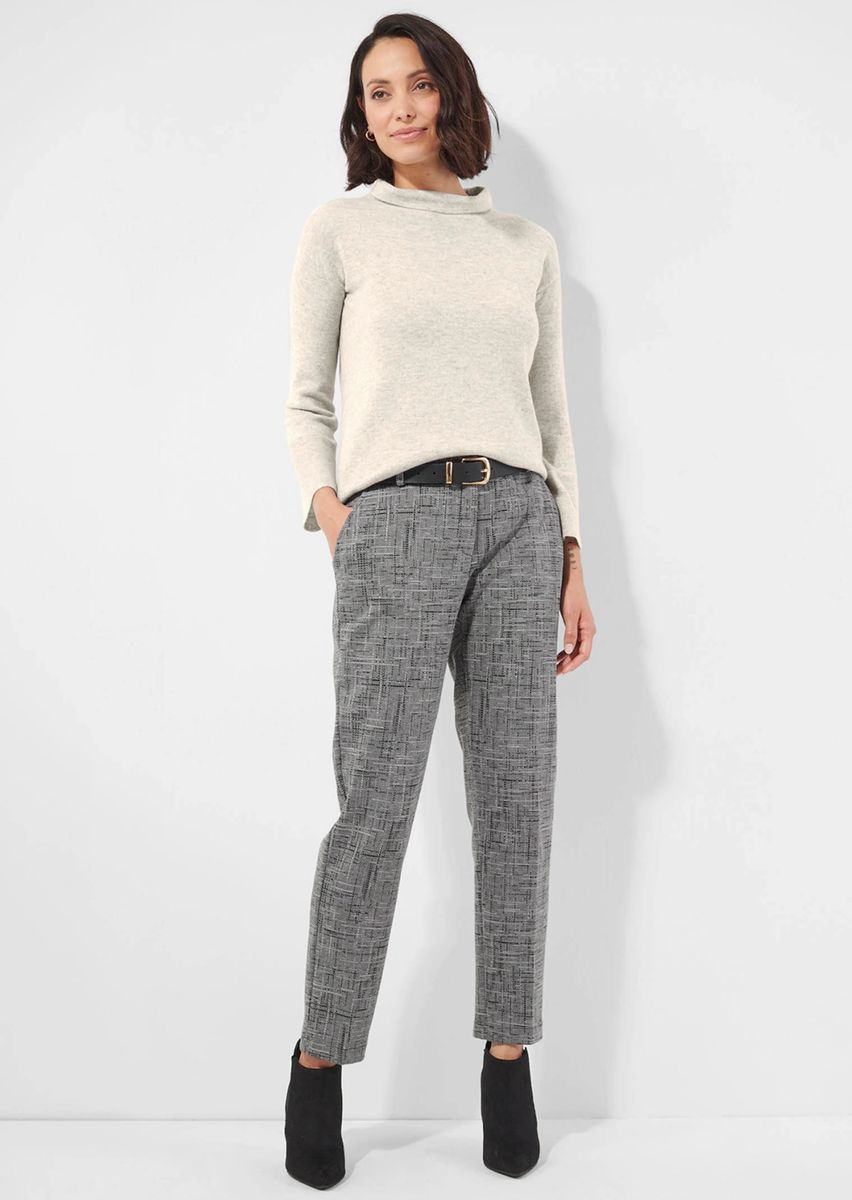 Weicher Strickpullover mit Stehkragen
