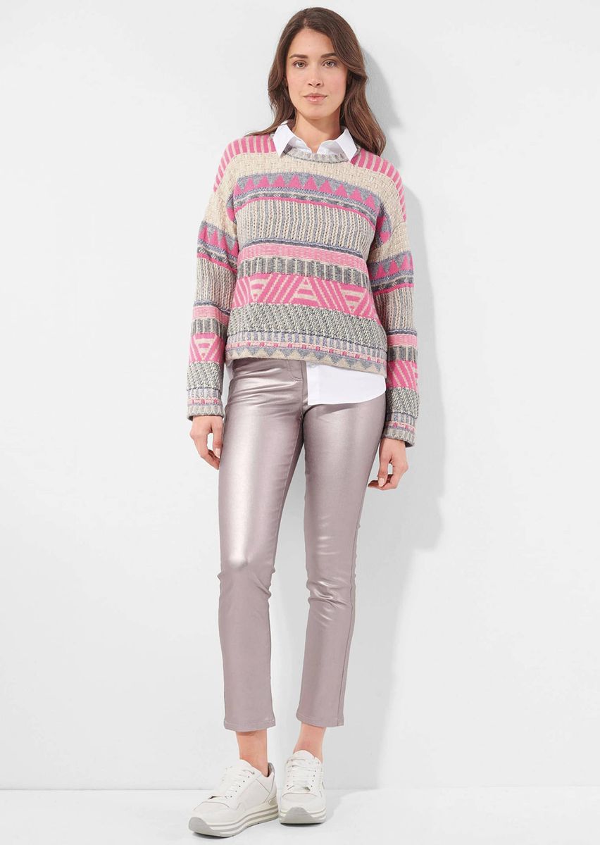 Bunter Pullover mit Intarsienmuster