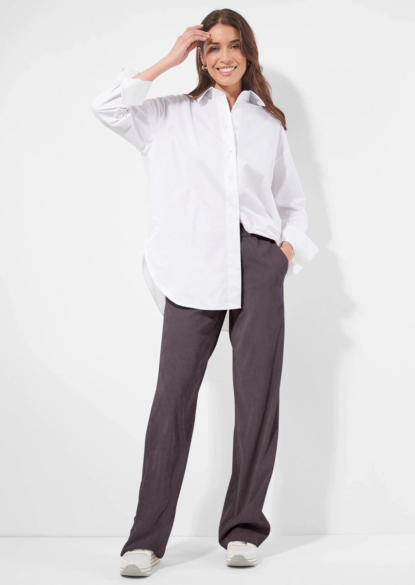 Cordhose mit weitem Bein