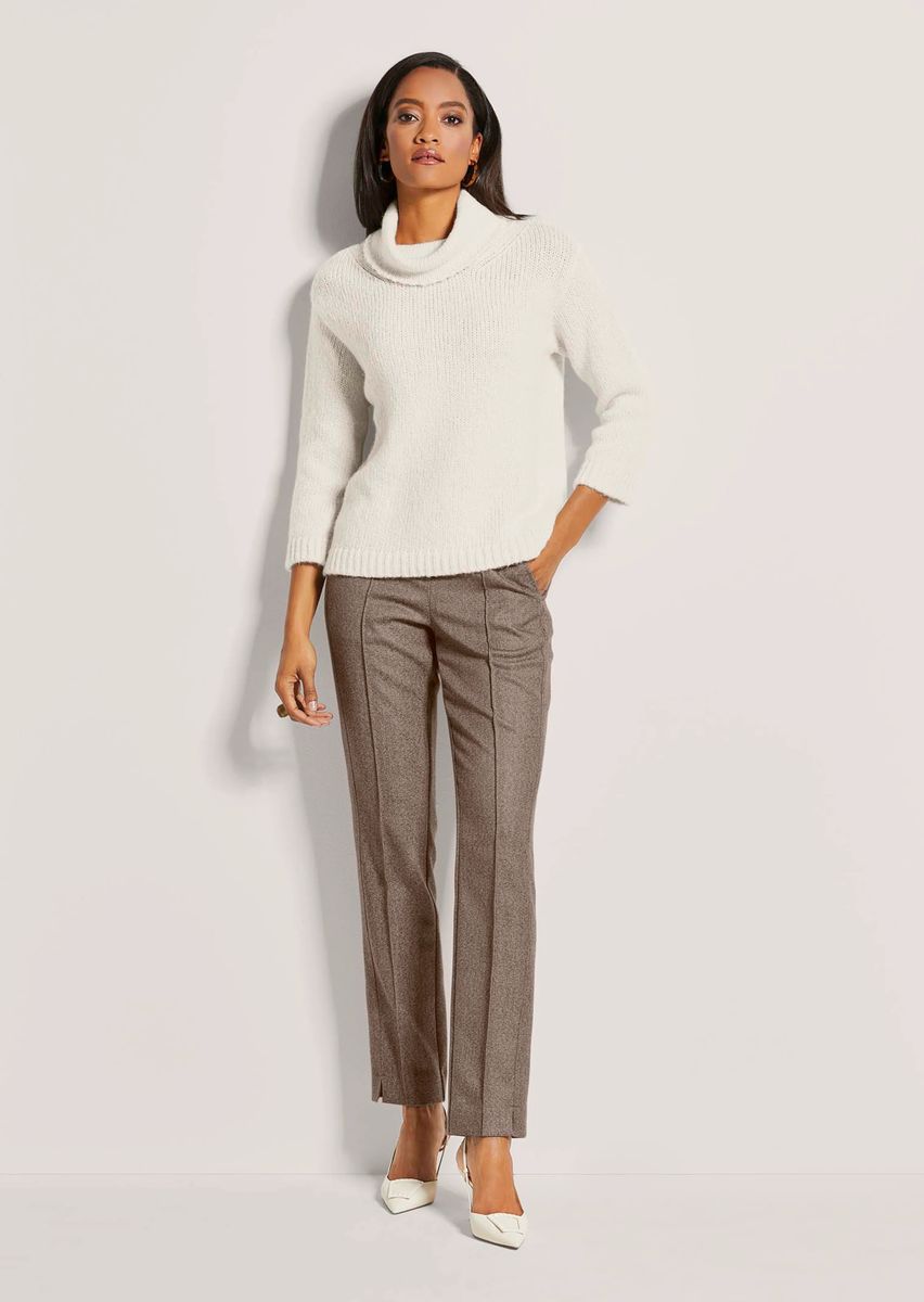 Weicher Melange-Pullover mit Wasserfallkragen