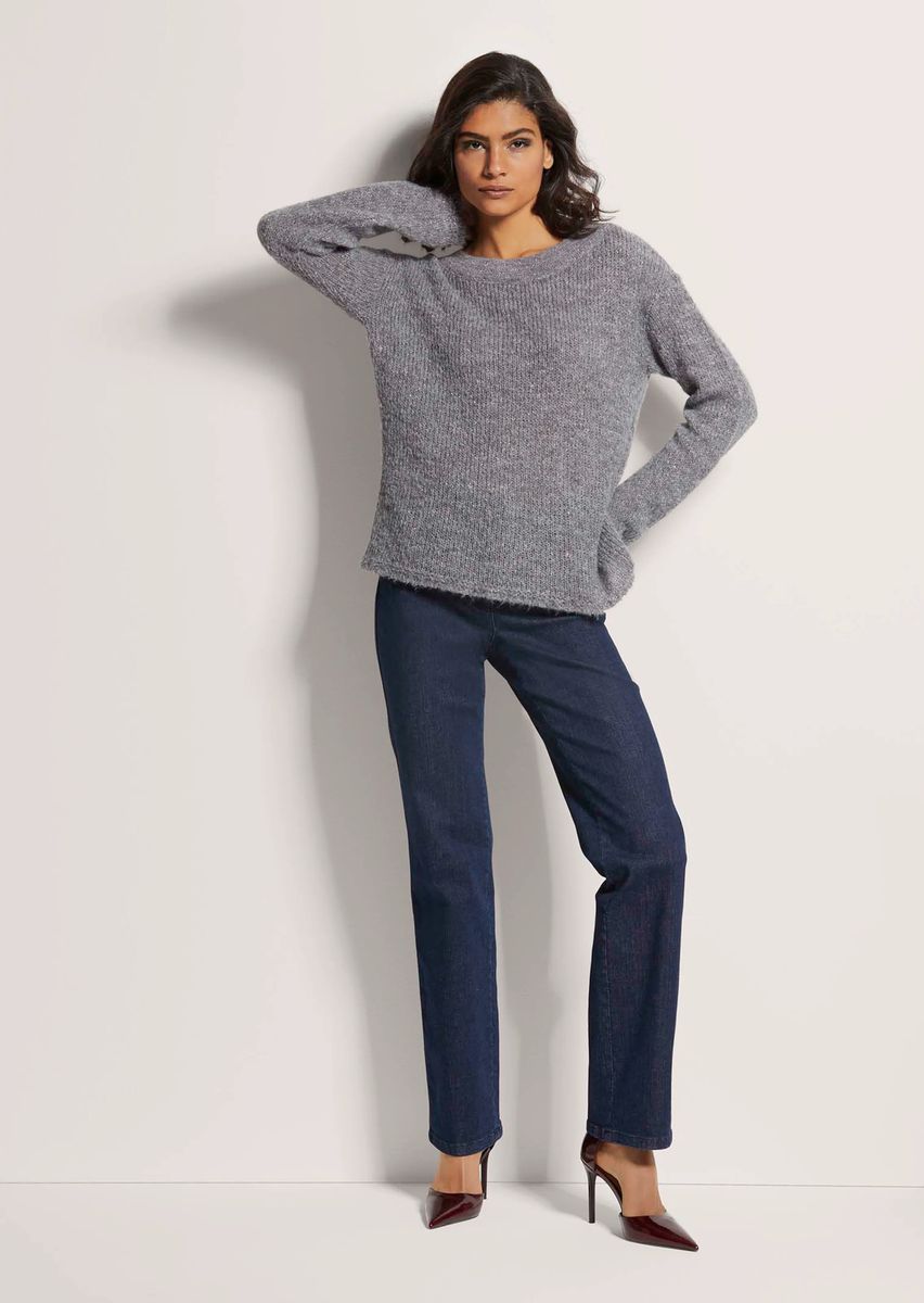 Glitzernder Pullover aus Softstrick