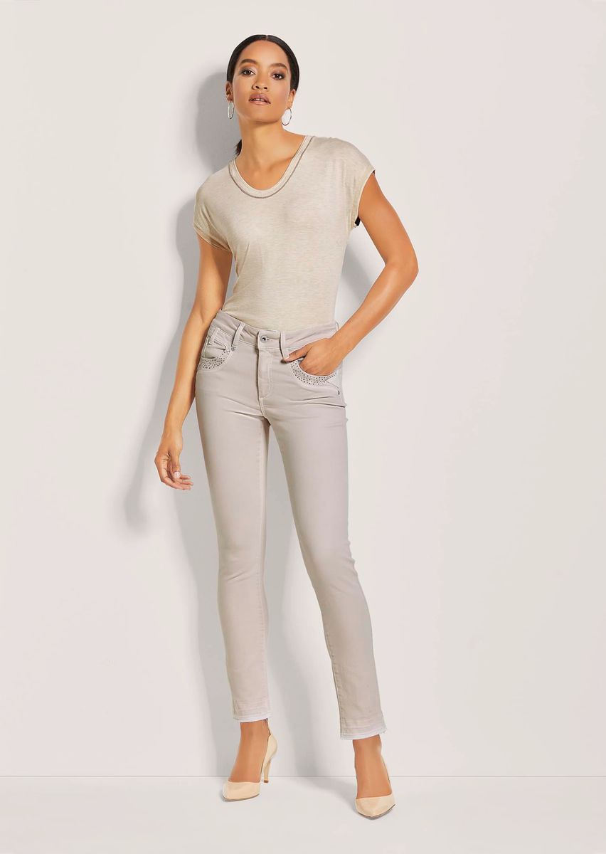 Slim-Fit Jeans mit Strass-Details