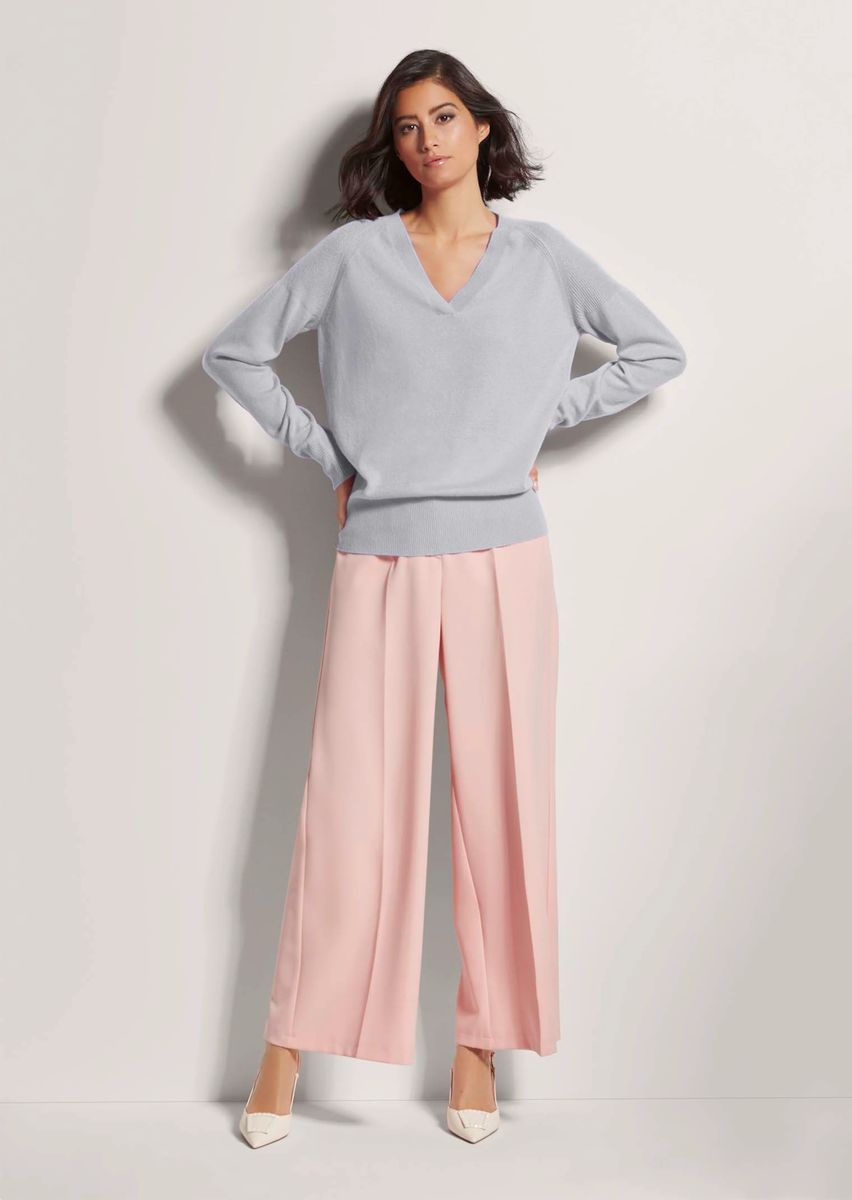 Weicher Kaschmir-Pullover mit V-Ausschnitt