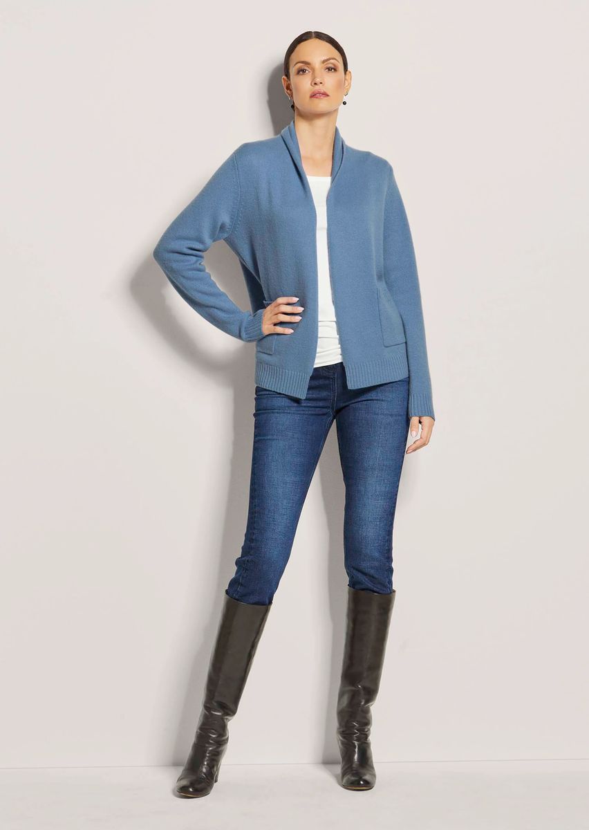 Weiche Strickjacke mit Schalkragen