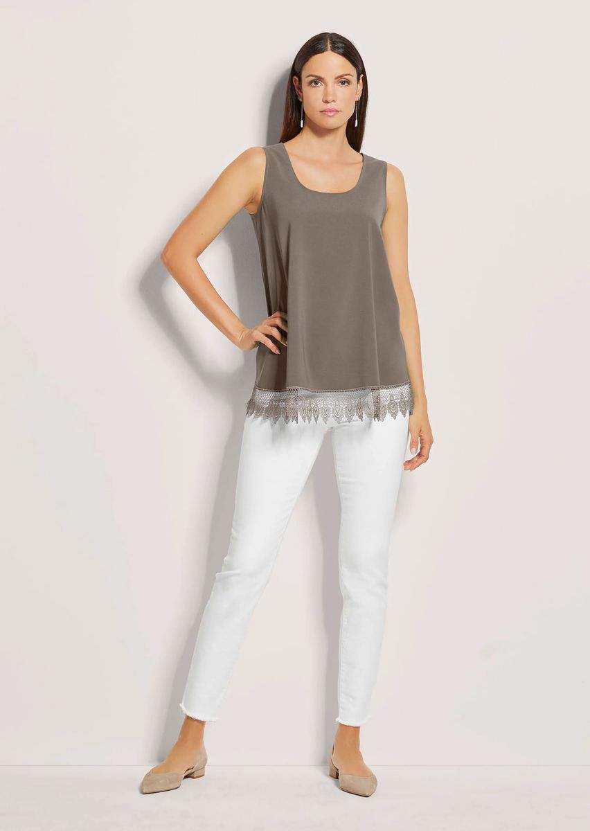 A-Linien-Top mit Spitzenbesatz