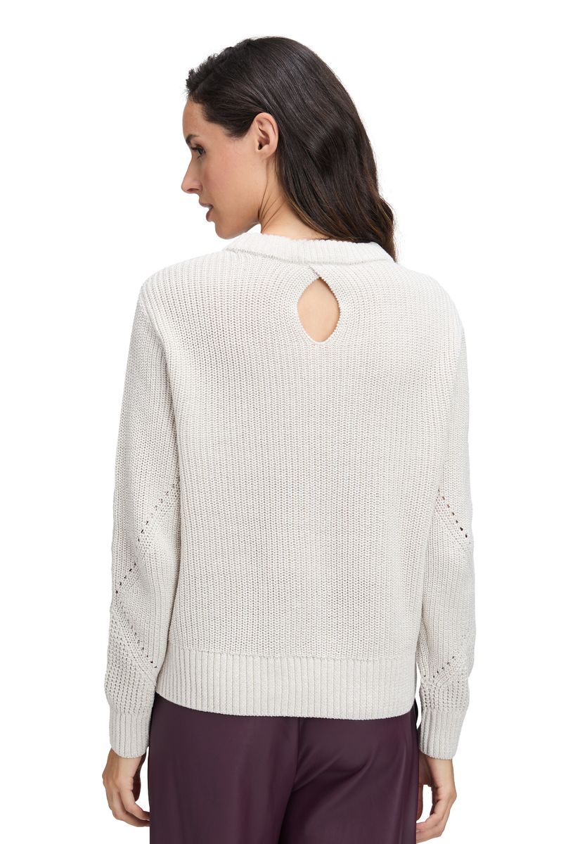Strukturierter Strickpullover mit Lurexfaden