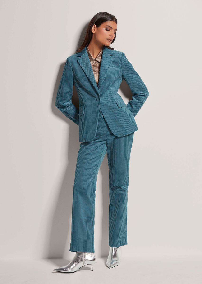 Klassischer Taillierter Cord-Blazer