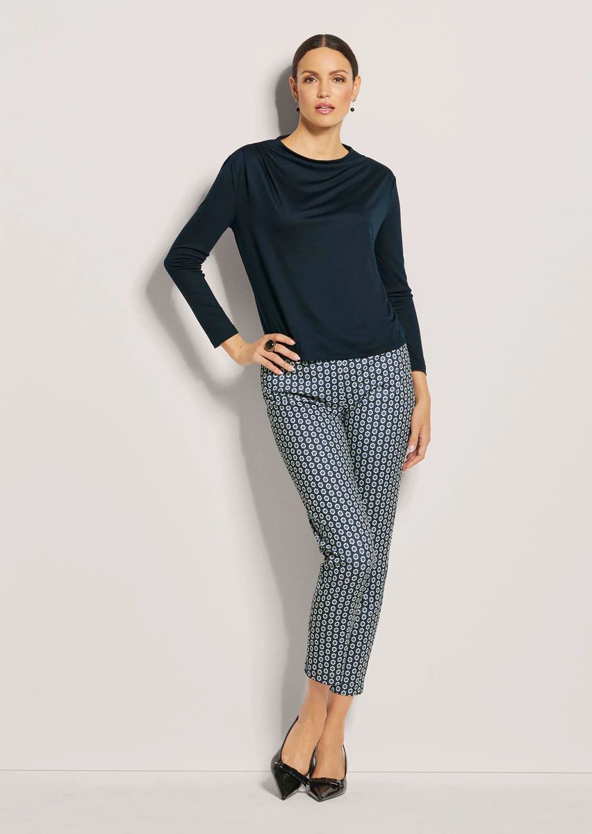 Langarmshirt mit elegantem Wasserfallkragen