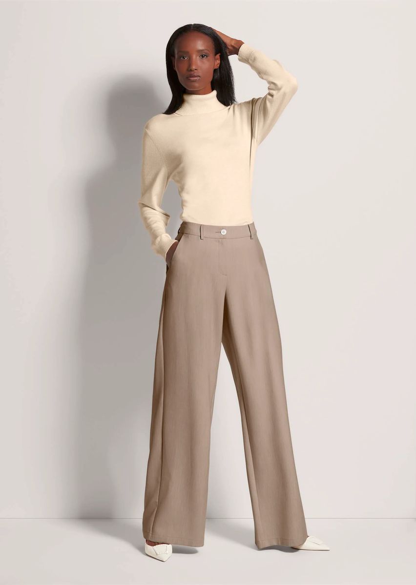 Moderne Palazzo-Hose mit weitem Bein