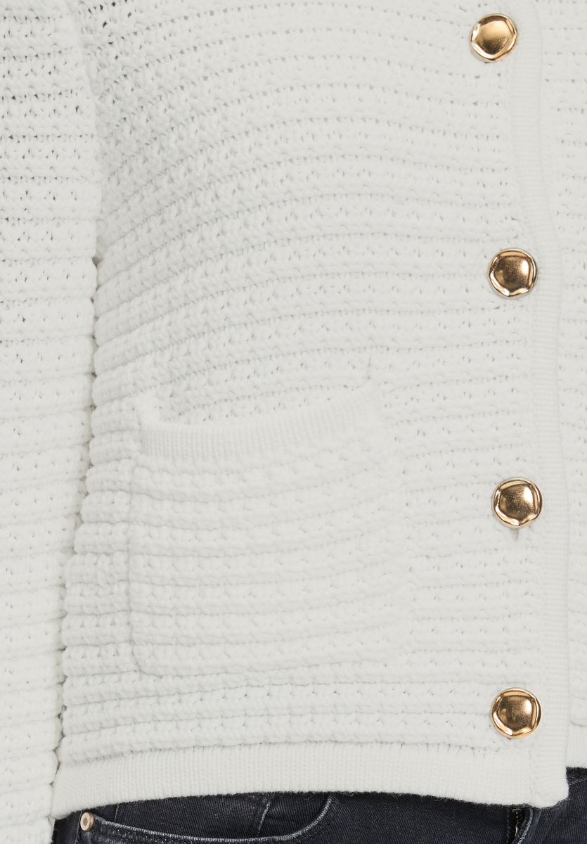 Strukturierte Strickjacke mit goldenen Knöpfen