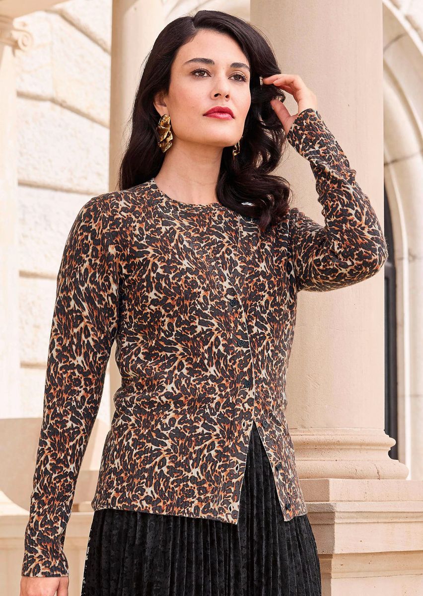 Luxuriöse Kaschmir-Strickjacke mit Leopardenmuster