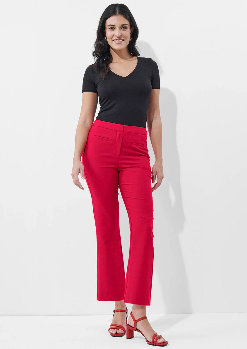 Schmal geschnittene Hose mit Schlag