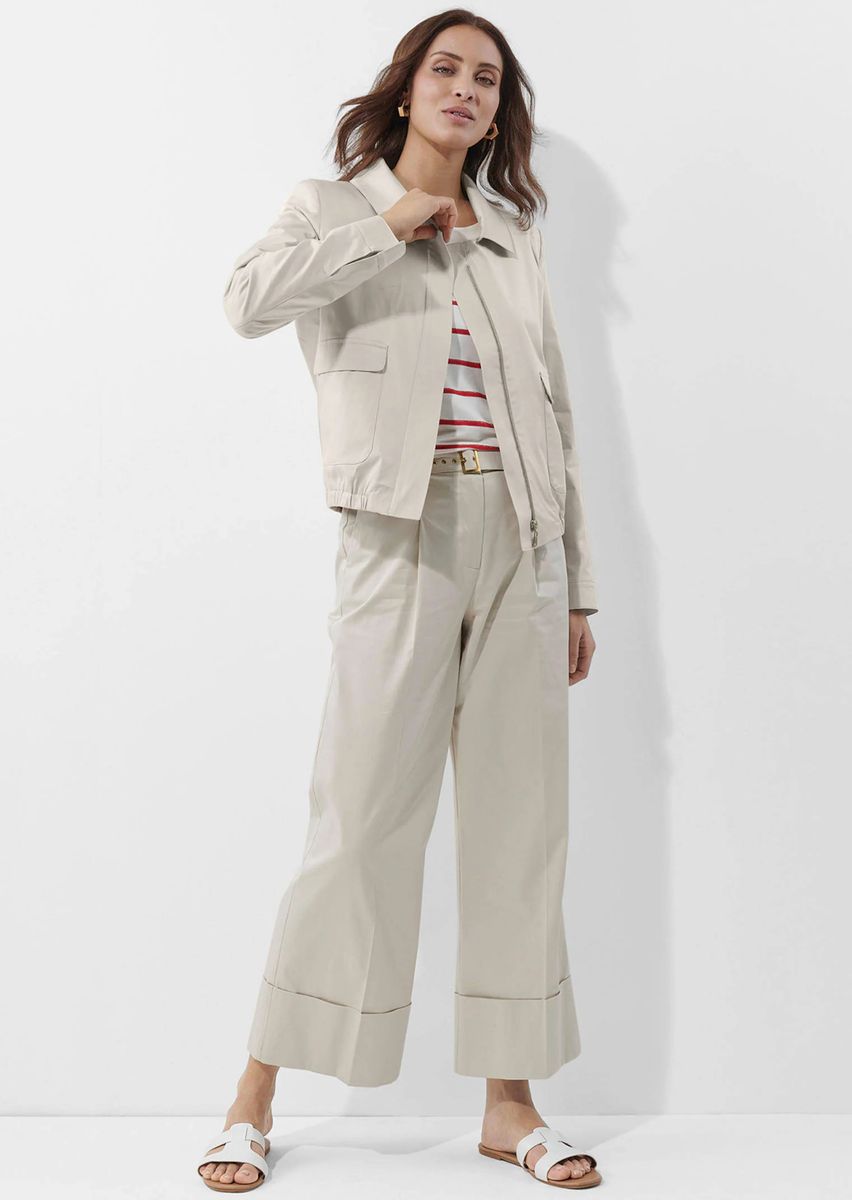 Kurzer Satin-Blouson-Blazer