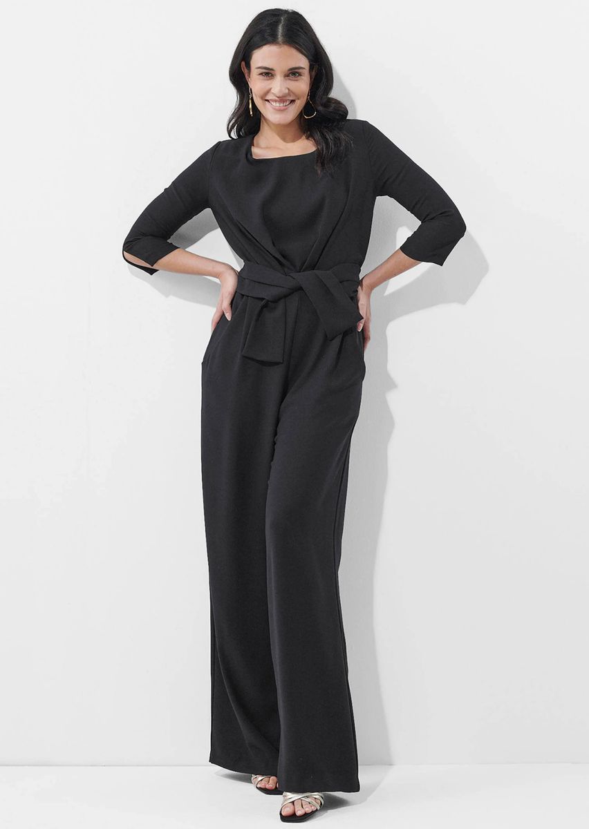 Eleganter Jumpsuit mit Bindegürtel
