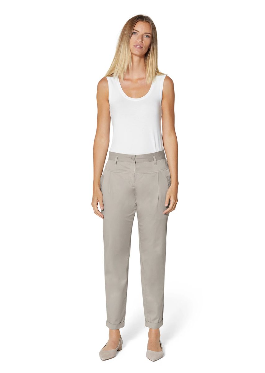 Lässige Chino-Hose mit Bundfalten