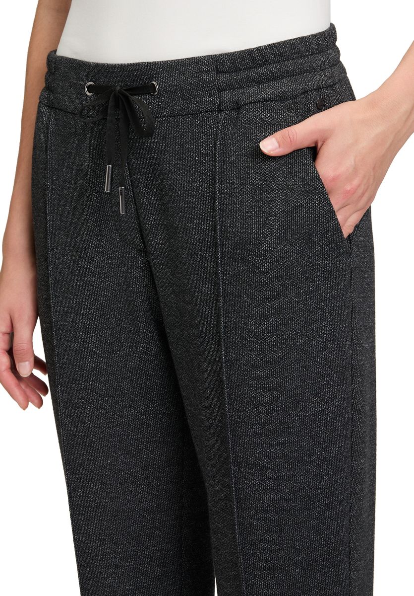 Moderne strukturierte Schlupfhose für Freizeit