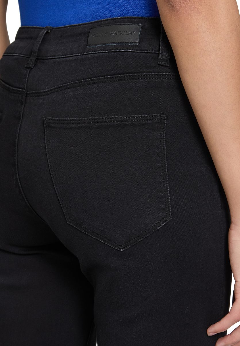 Schlanke schwarze Jeans