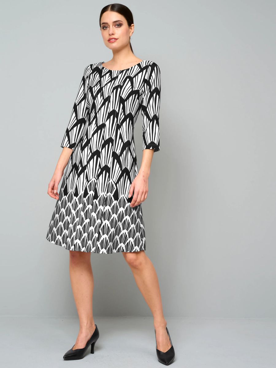 Geometrisches A-Linien-Kleid