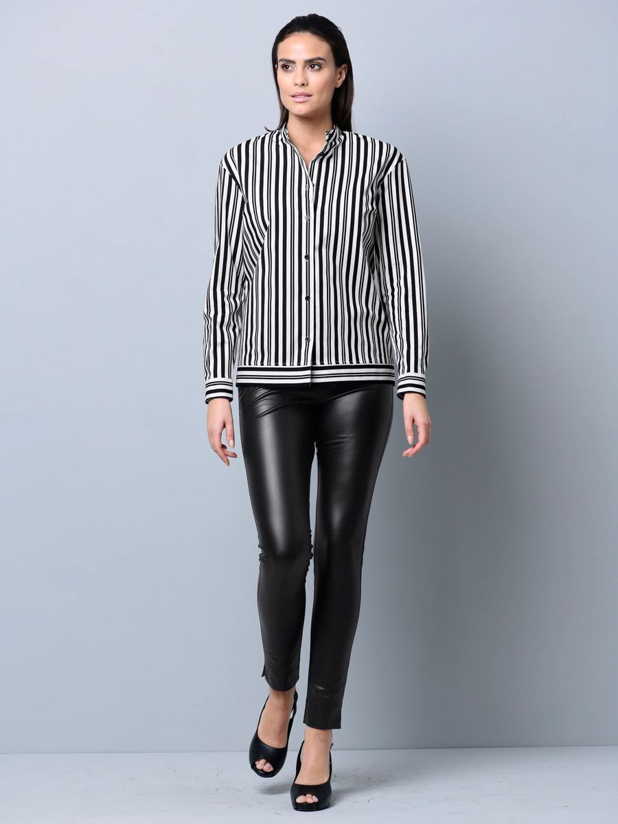 A-Linien-Bluse mit Stehkragen