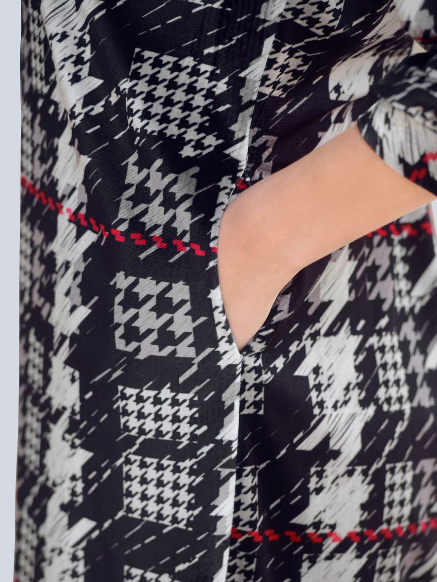 Jerseykleid mit Hahnentritt und Taschen