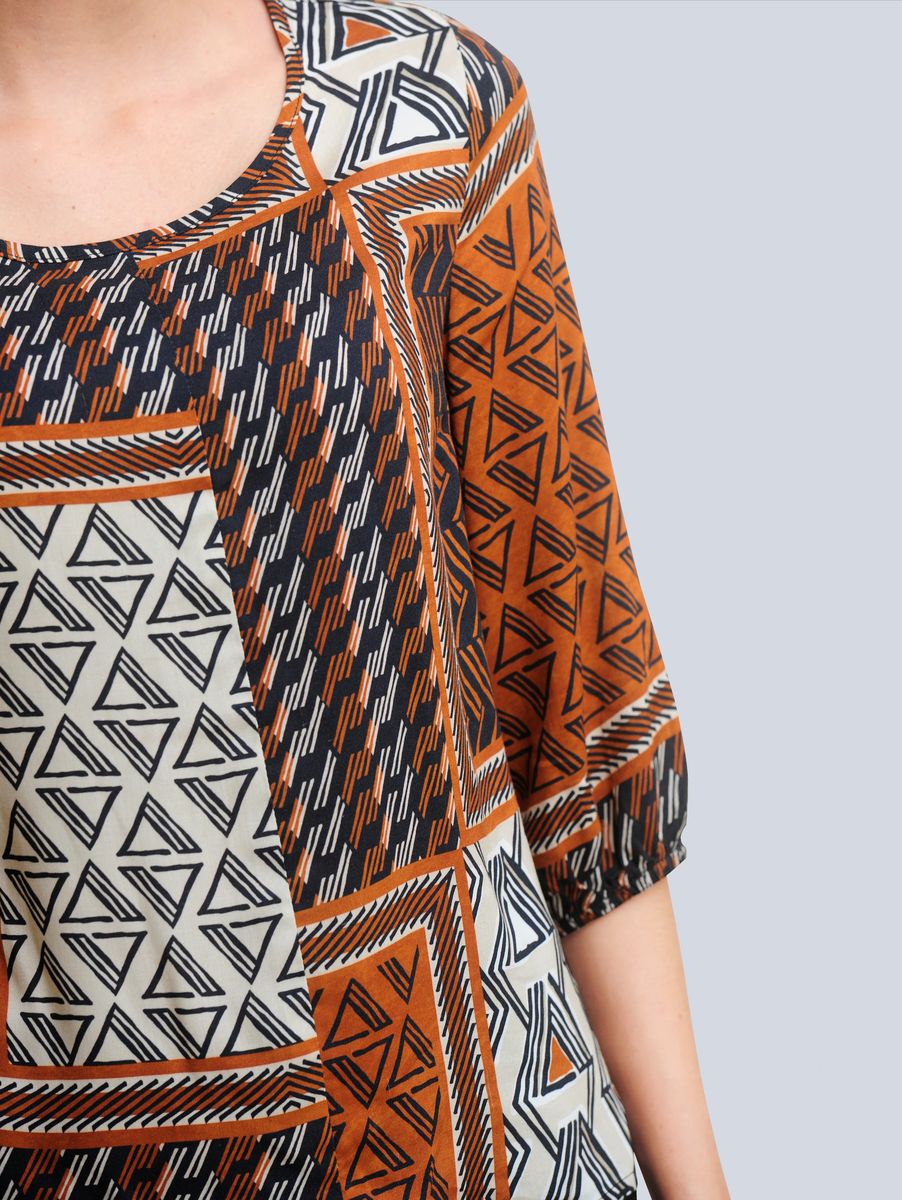 Viskosebluse mit geometrischem Patchwork-Print