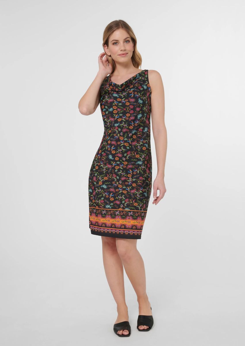 Bedrucktes Sommerkleid mit Wasserfallausschnitt