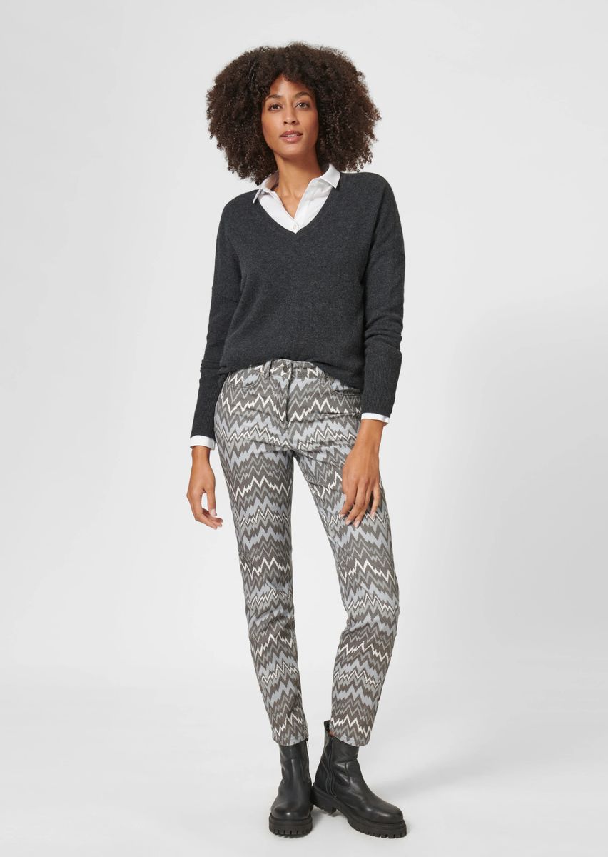 Bedruckte Jeans mit geometrischem Muster