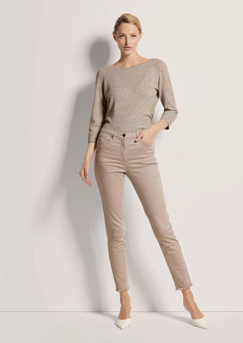 Skinny-Jeans mit feinem Fransensaum