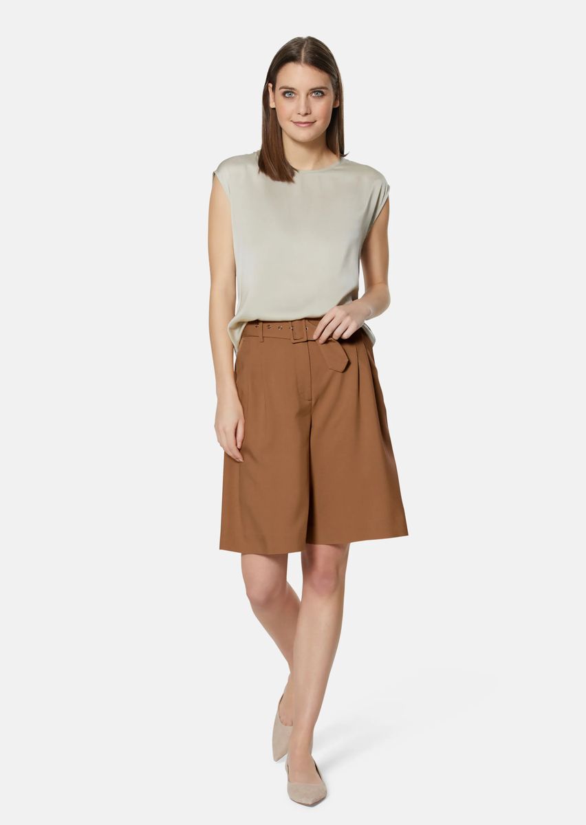 Elegante Bermuda-Shorts mit Gürtel