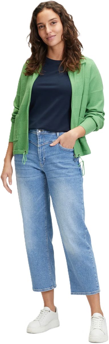 Klassisches marineblaues Kurzarm-T-Shirt