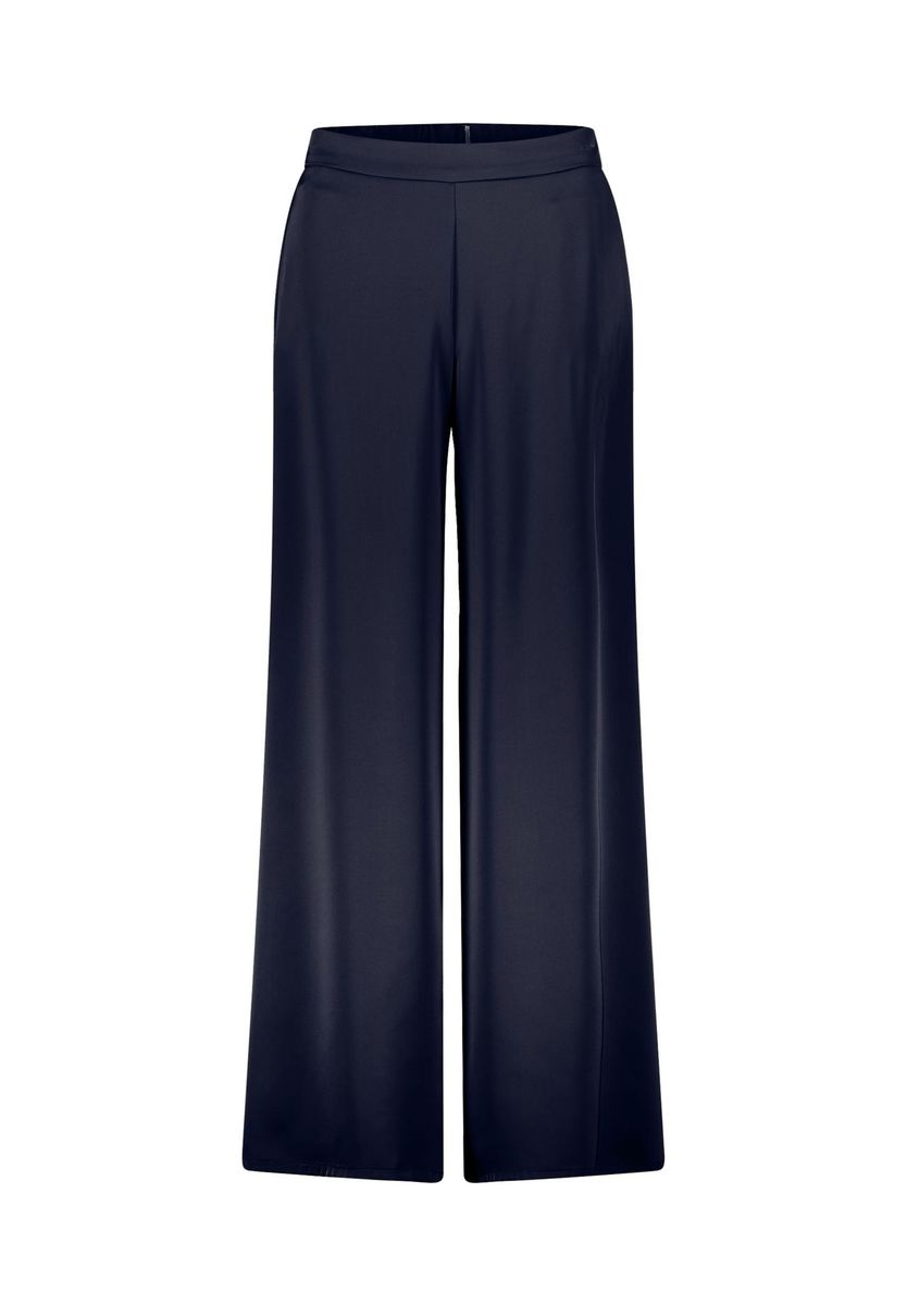 Weitgeschnittene Hose in Modern Fit