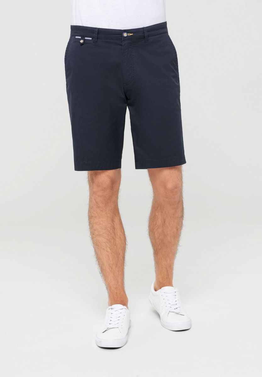 Klassische Chino Shorts in Marineblau