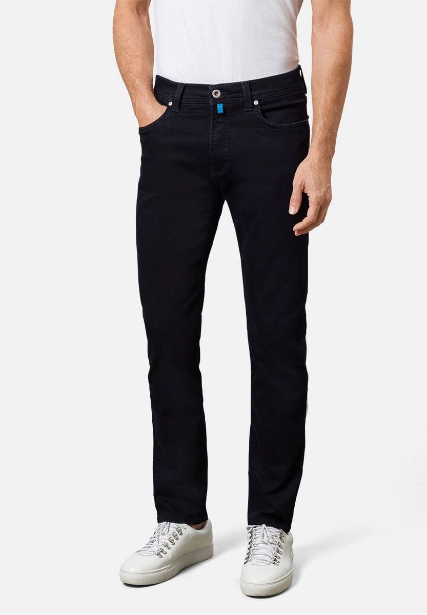 Modern Tapered Fit Five-Pocket Jeans