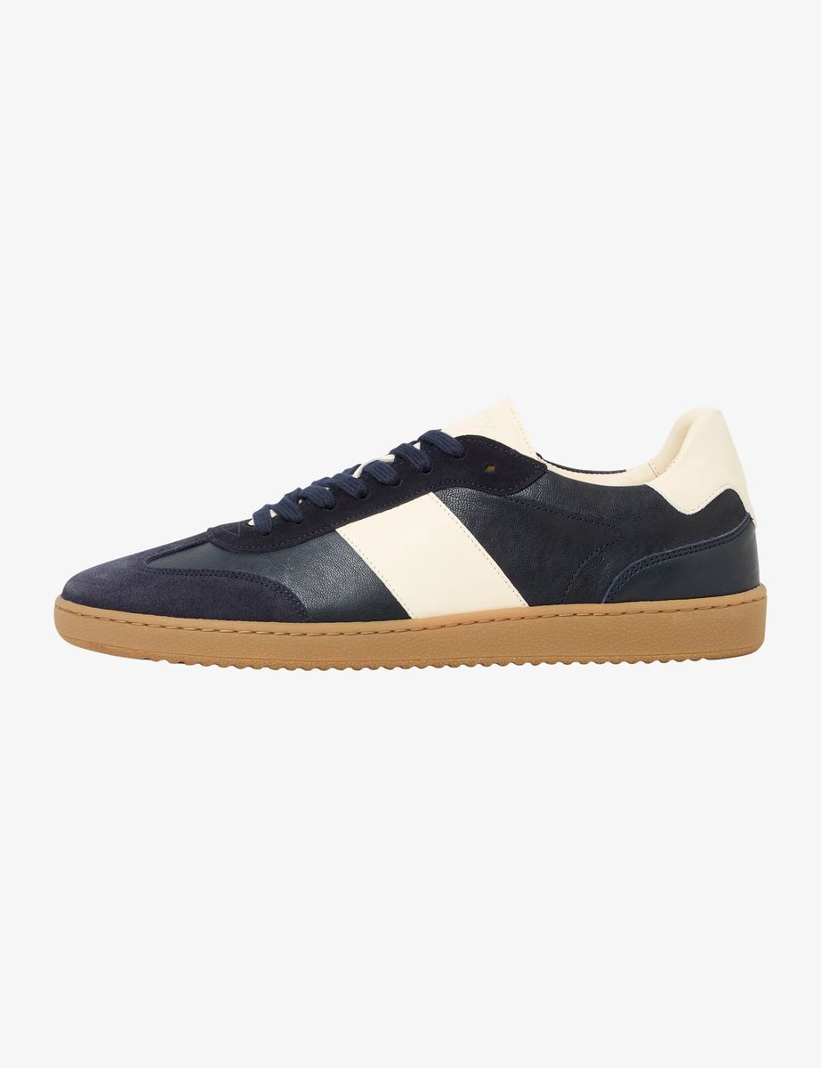 Retro-Sneaker aus Veloursleder mit Kontraststreifen