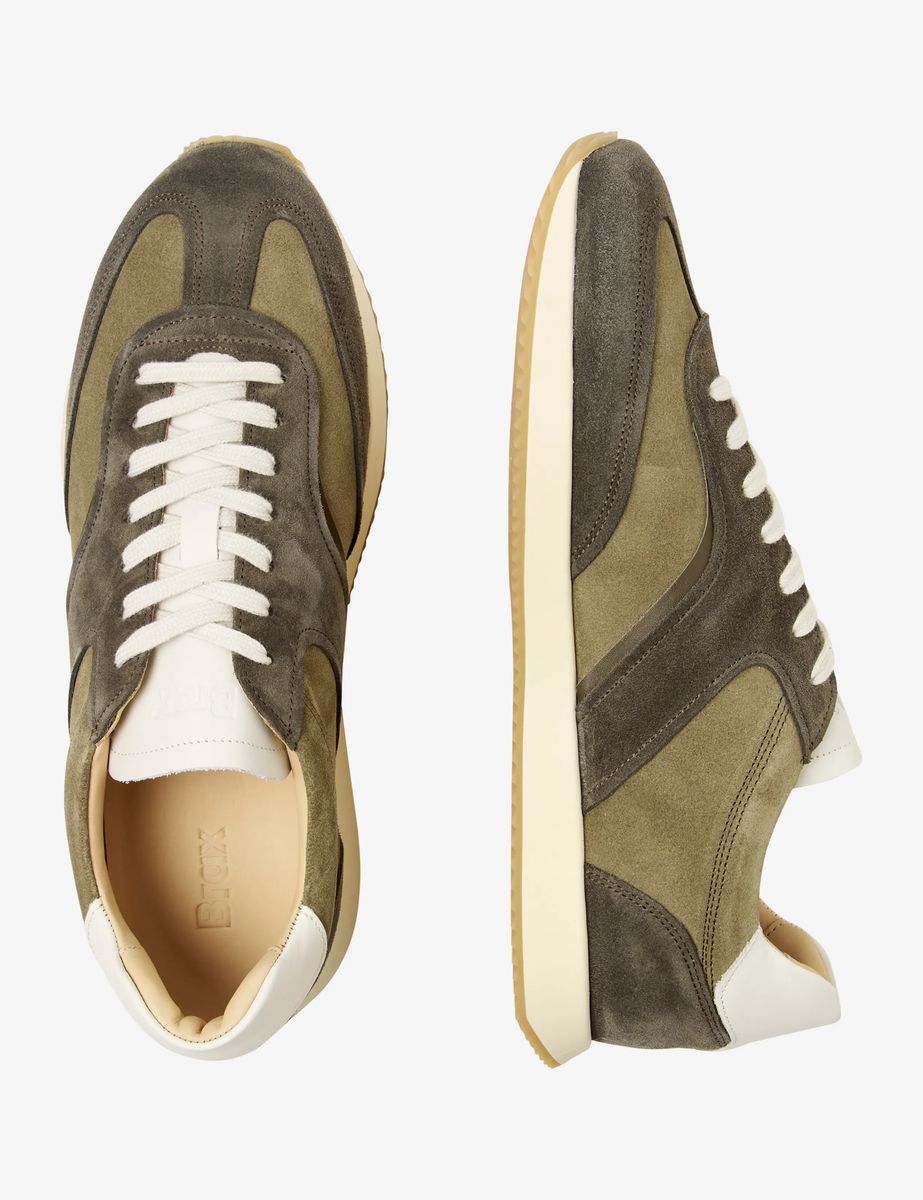 Retro-Sneaker aus hochwertigem Veloursleder