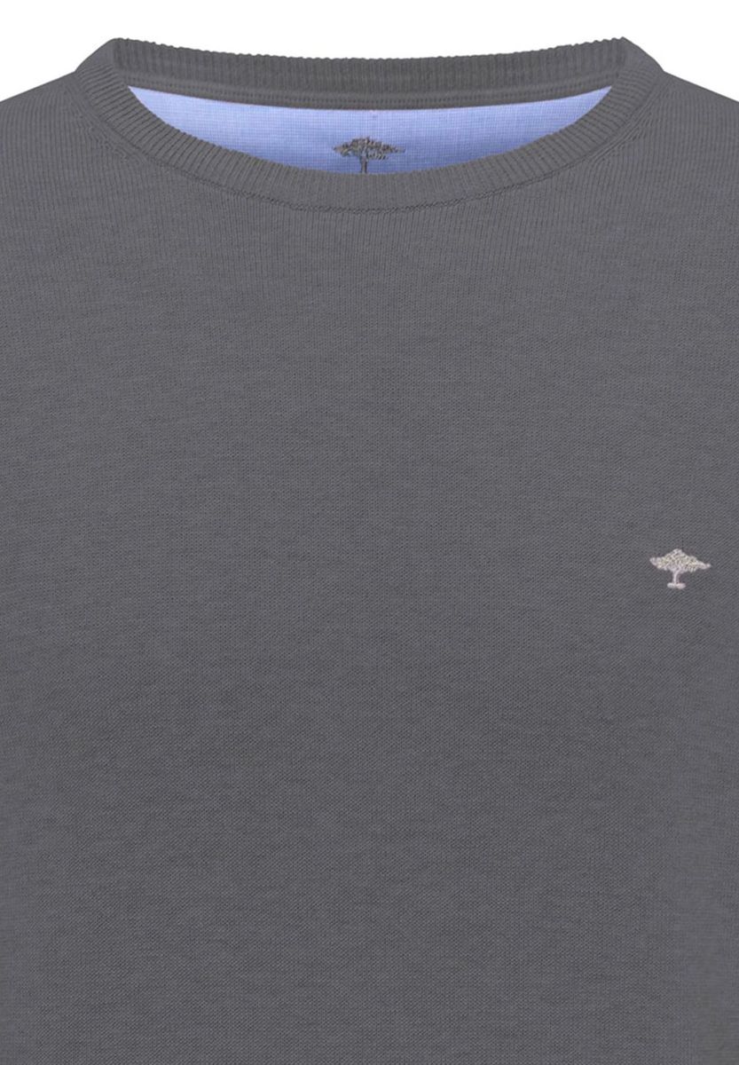 Klassischer grauer Baumwoll-Strickpullover mit Rundhalsausschnitt