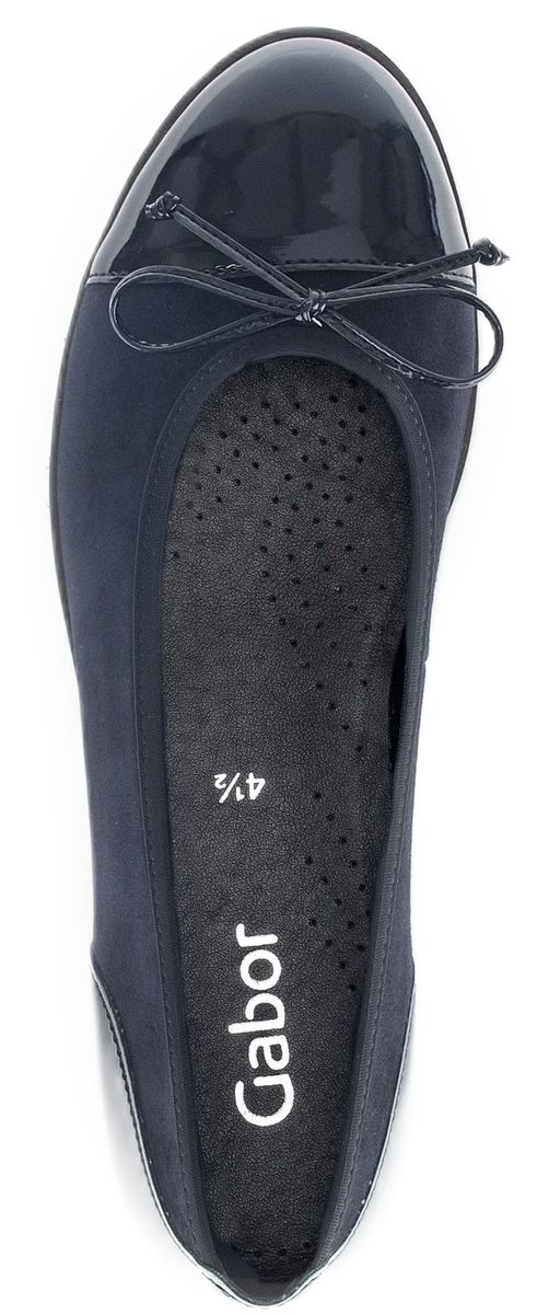 Ballerinas aus Materialmix mit Schleife